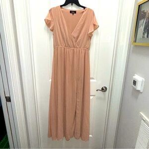 Lulu’s Light Peach Flowy Chiffon Formal Maxi Dress